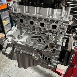 Land Rover Discovery 5 Bare Reconditioned Engine 204DTA - Fitting Available