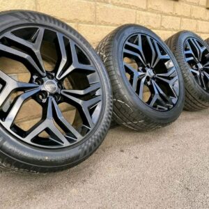 Range rover Evogue/Sport/Velar wheels and tyres glossy black 275/40/ R22 , 265/45/ R21  06 months warranty refund accepted .